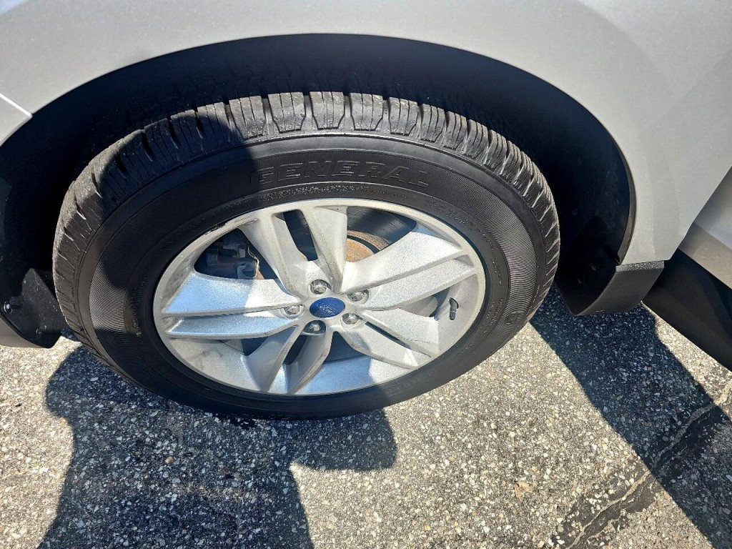 2018 Ford Edge Image 25