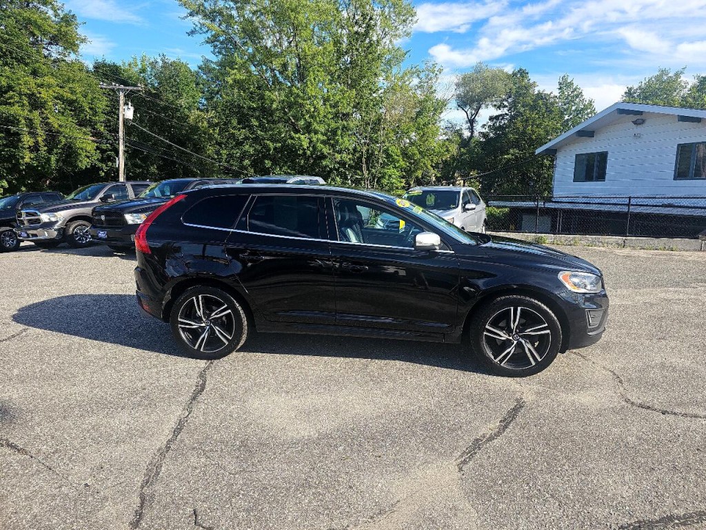 2017 Volvo XC60 Image 4