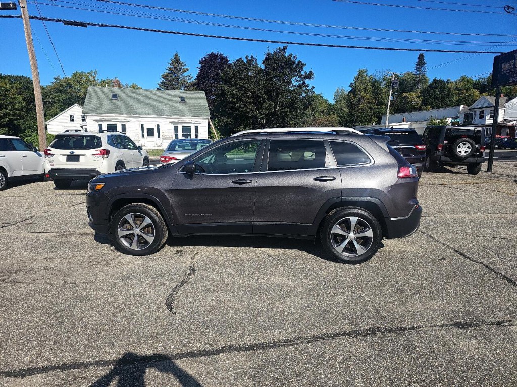 2019 Jeep Cherokee Image 16