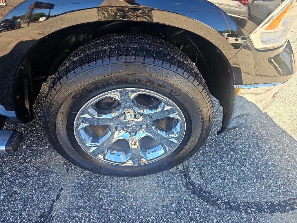 2014 RAM 1500 Image 5