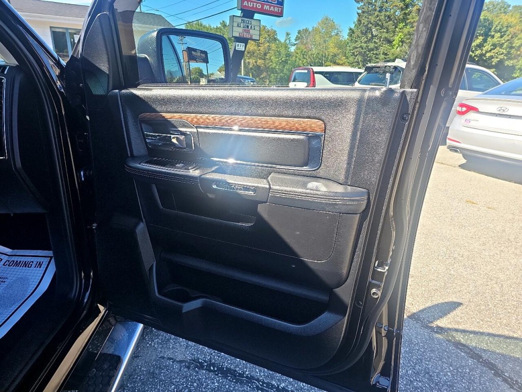 2014 RAM 1500 Image 7