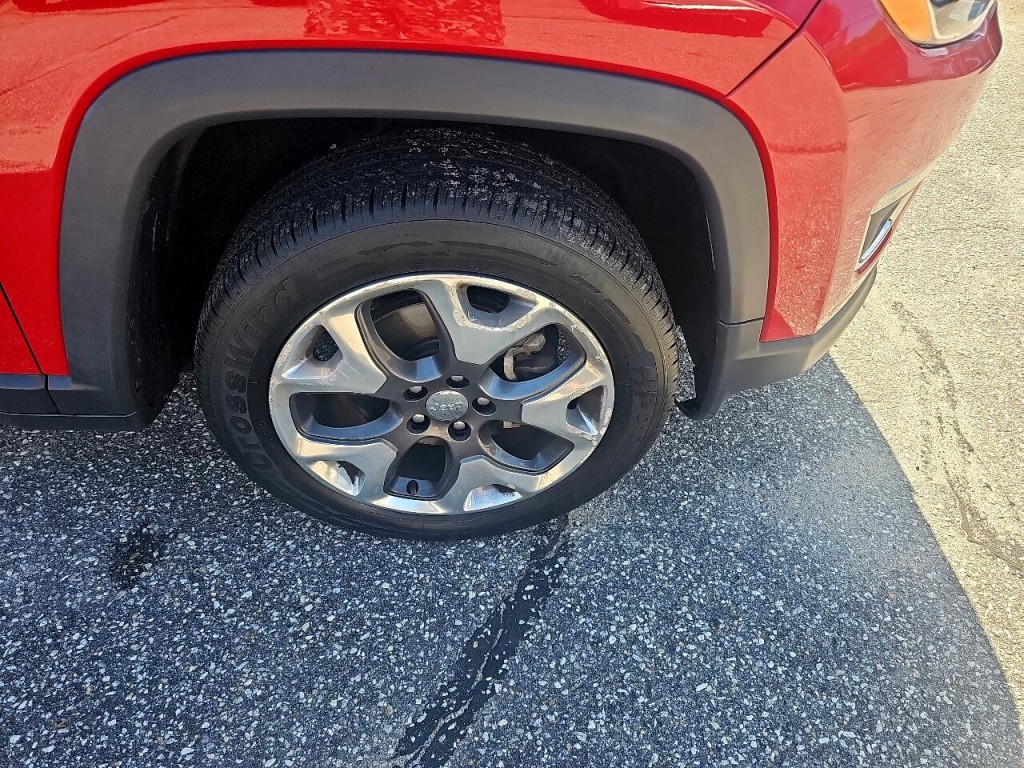 2019 Jeep Compass Image 5