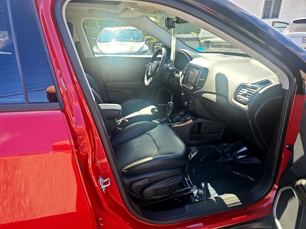2019 Jeep Compass Image 6