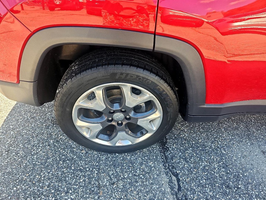 2019 Jeep Compass Image 10