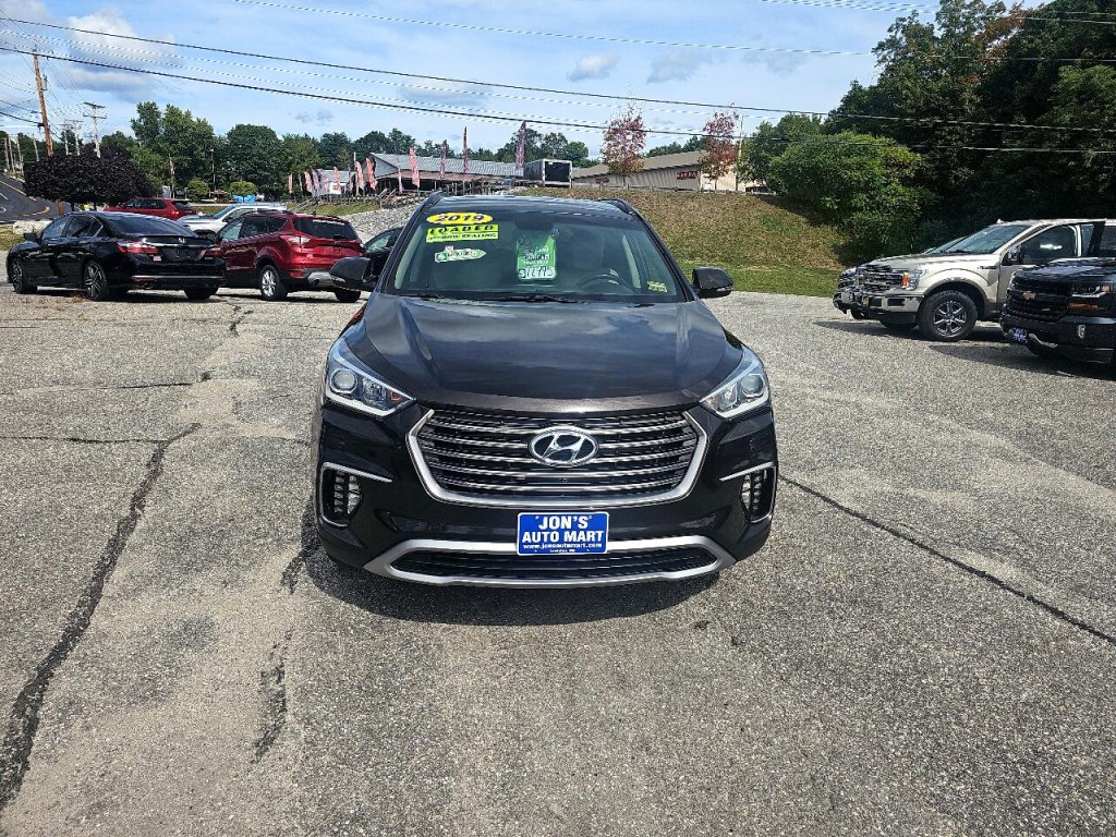 2019 Hyundai Santa Fe Image 2