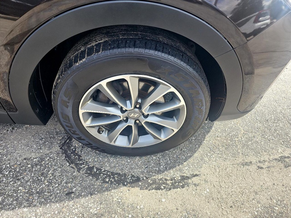 2019 Hyundai Santa Fe Image 5