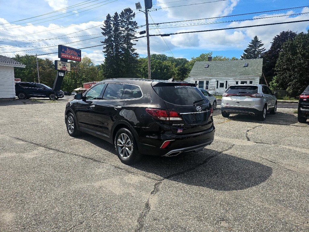 2019 Hyundai Santa Fe Image 17