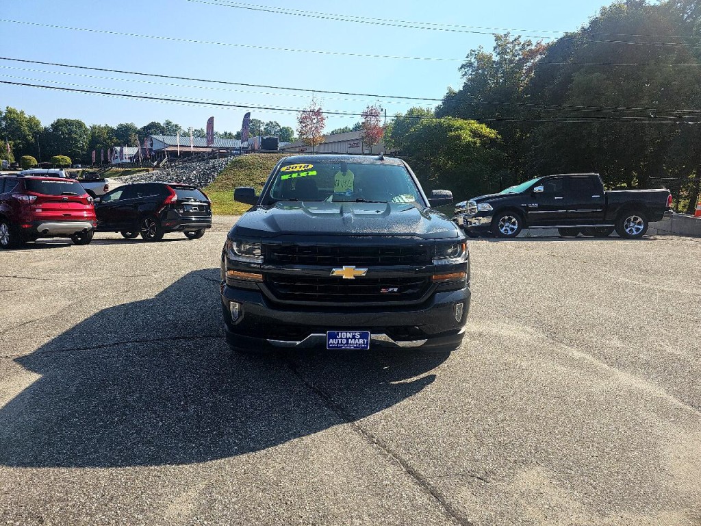 2018 Chevrolet Silverado 1500 Image 2