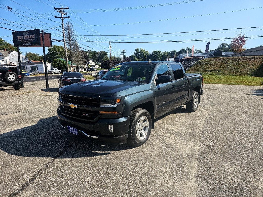 2018 Chevrolet Silverado 1500 Image 3