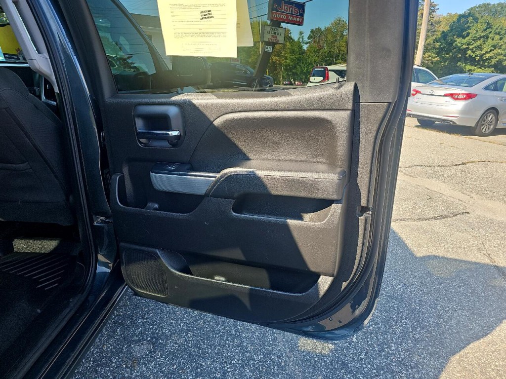 2018 Chevrolet Silverado 1500 Image 9