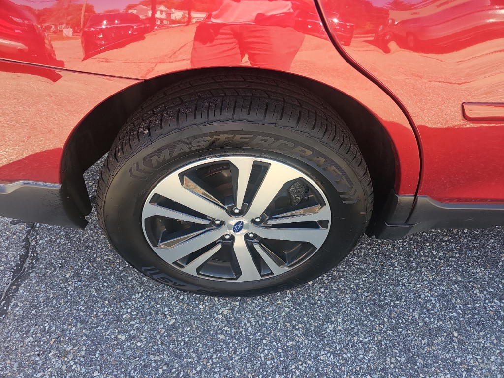 2018 Subaru Outback Image 11