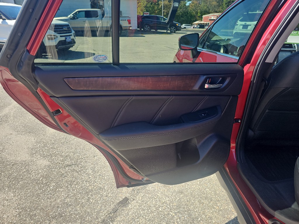 2018 Subaru Outback Image 18
