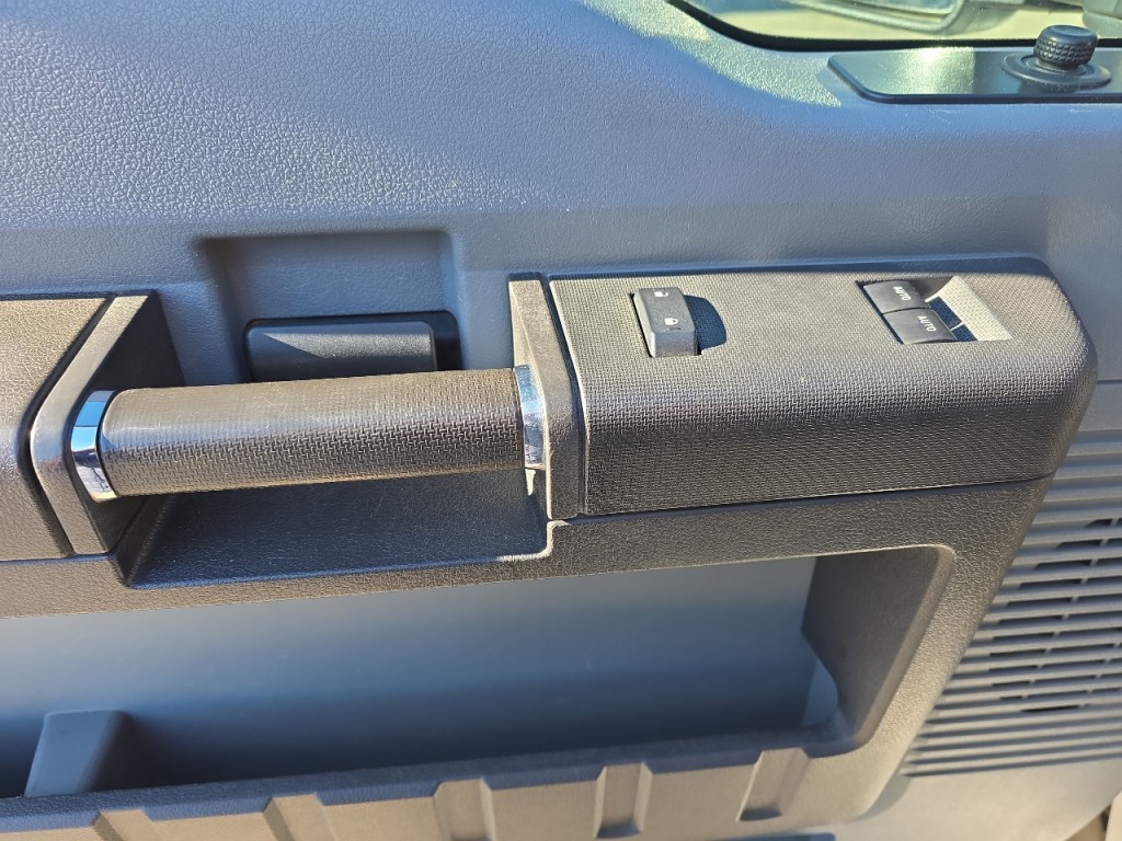2016 Ford F-350 Image 16