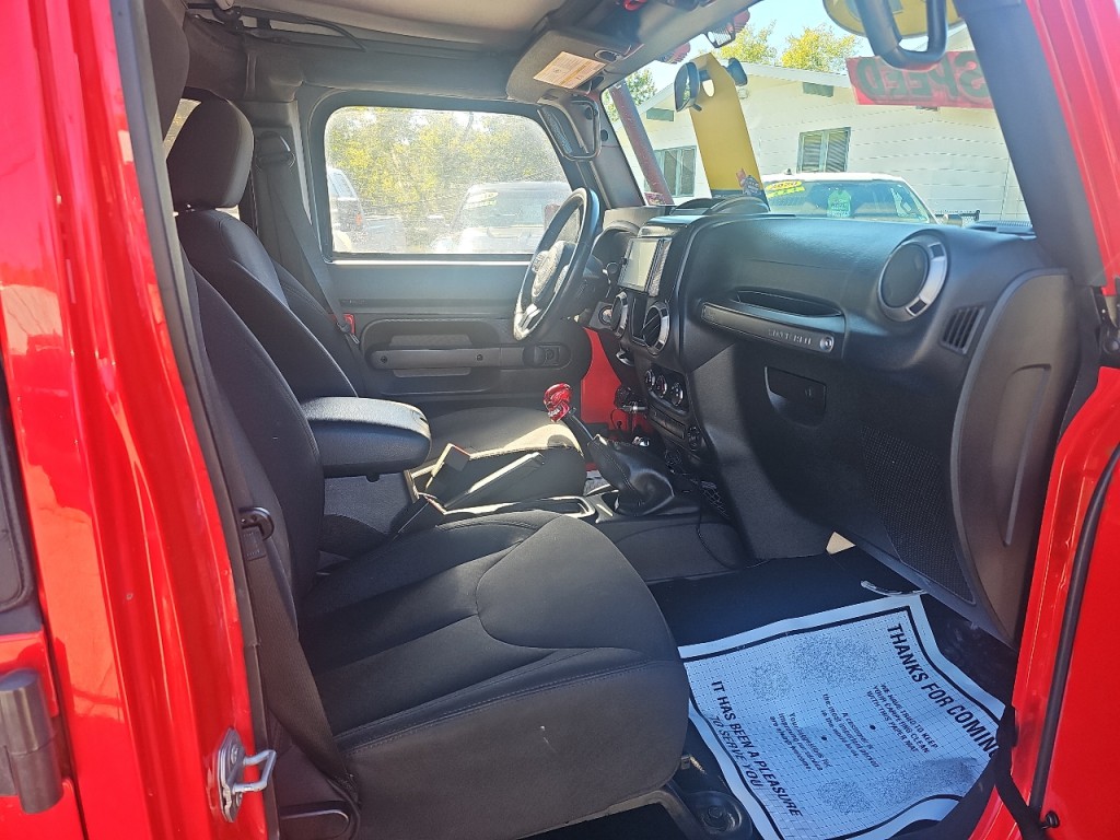2016 Jeep Wrangler Image 7