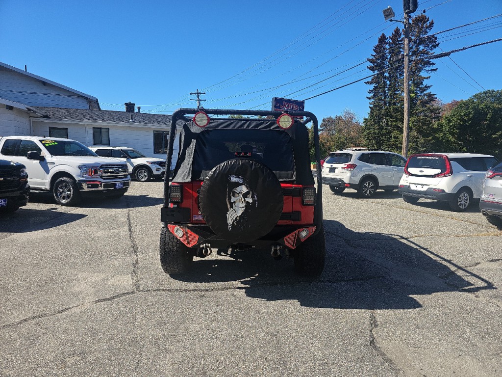 2016 Jeep Wrangler Image 11