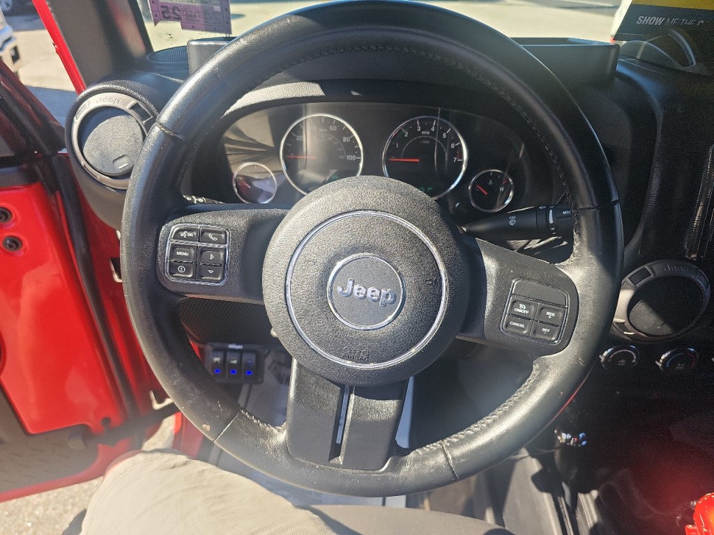 2016 Jeep Wrangler Image 19