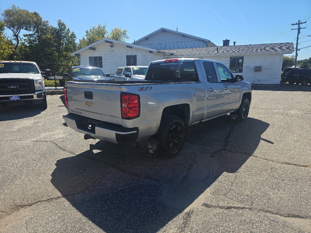 2017 Chevrolet Silverado 1500 Image 11