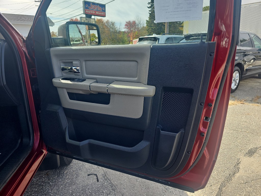 2012 RAM 2500 Image 7