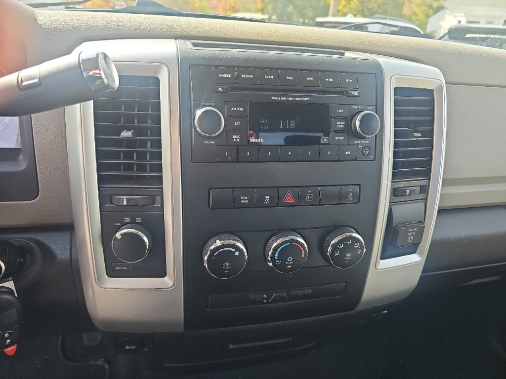2012 RAM 2500 Image 17