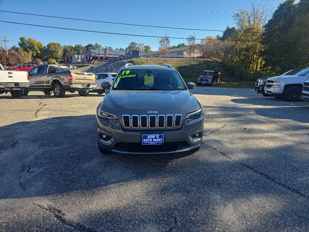 2019 Jeep Cherokee Image 2