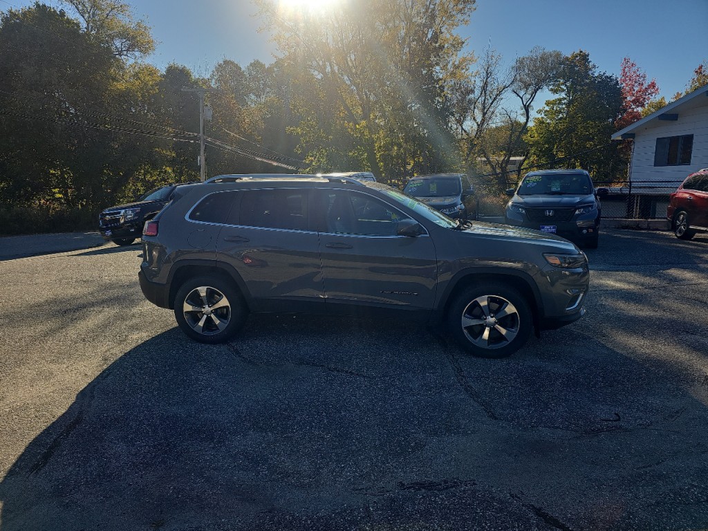 2019 Jeep Cherokee Image 4