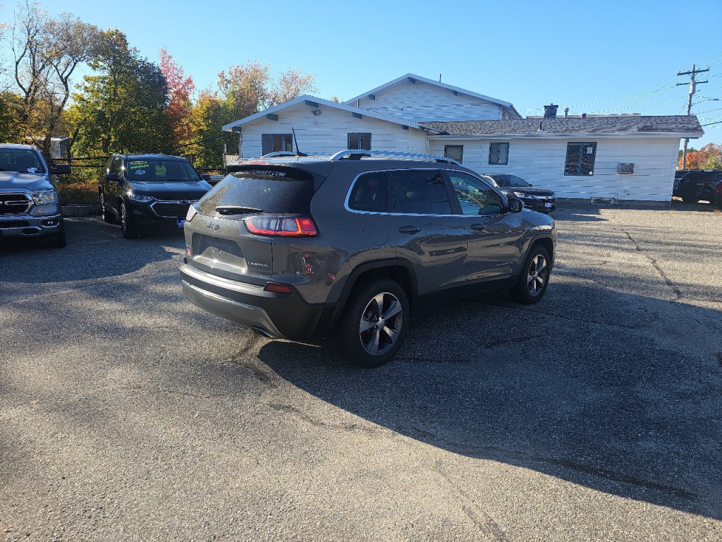 2019 Jeep Cherokee Image 11