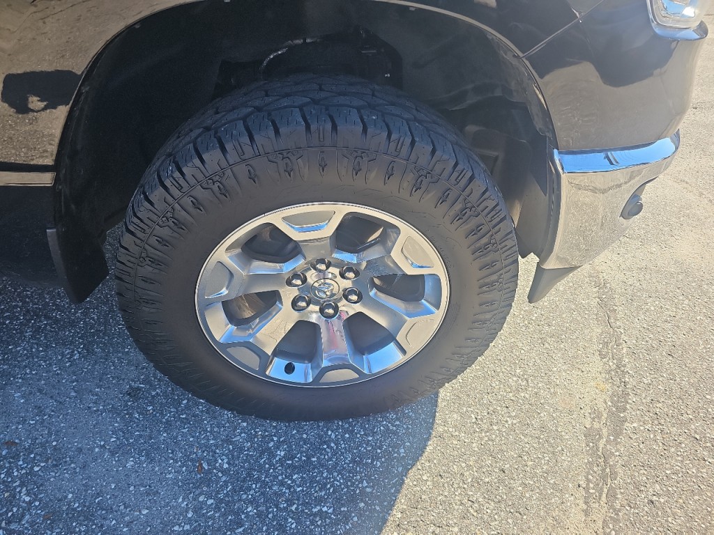 2019 RAM 1500 Image 5