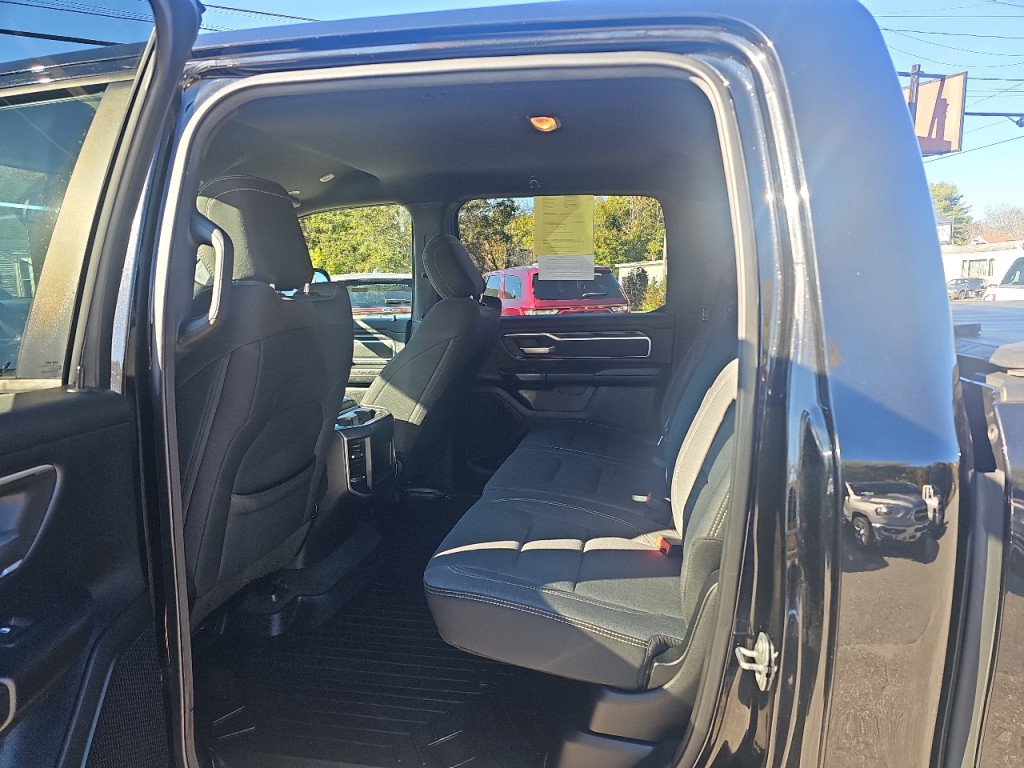 2019 RAM 1500 Image 17