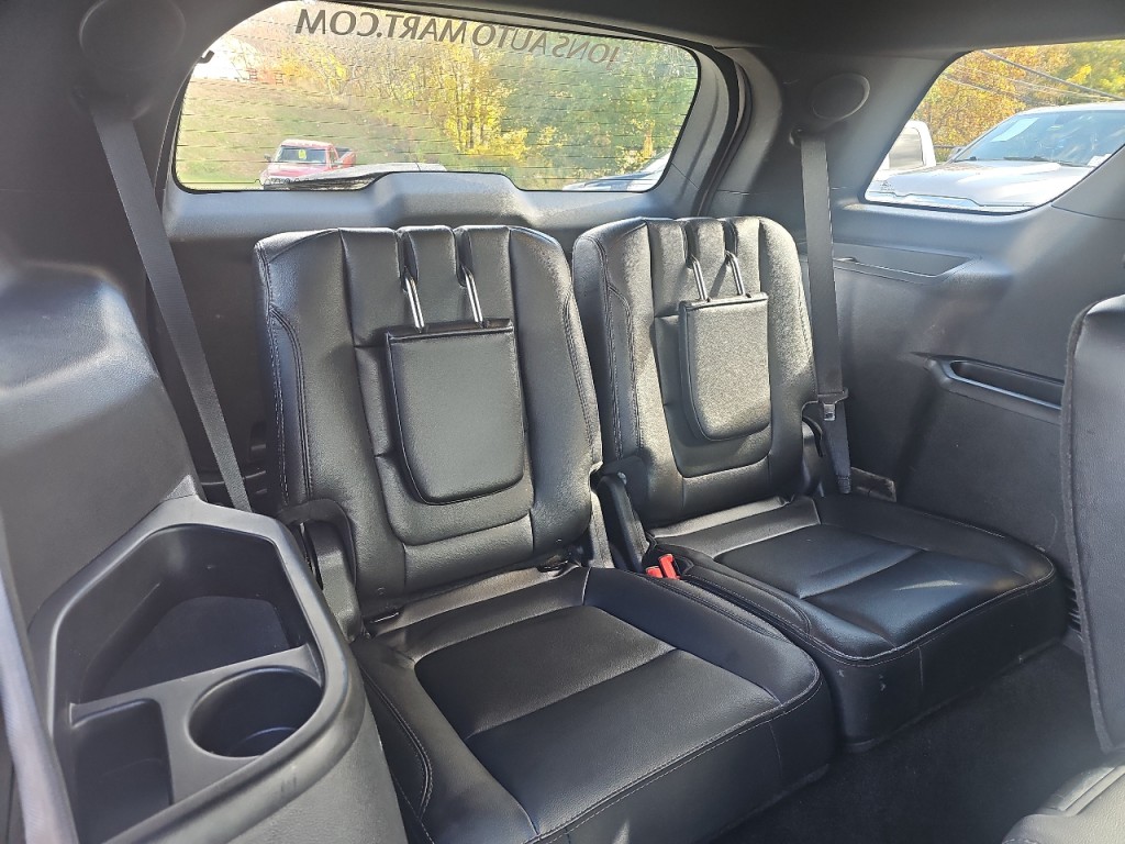 2017 Ford Explorer Image 10