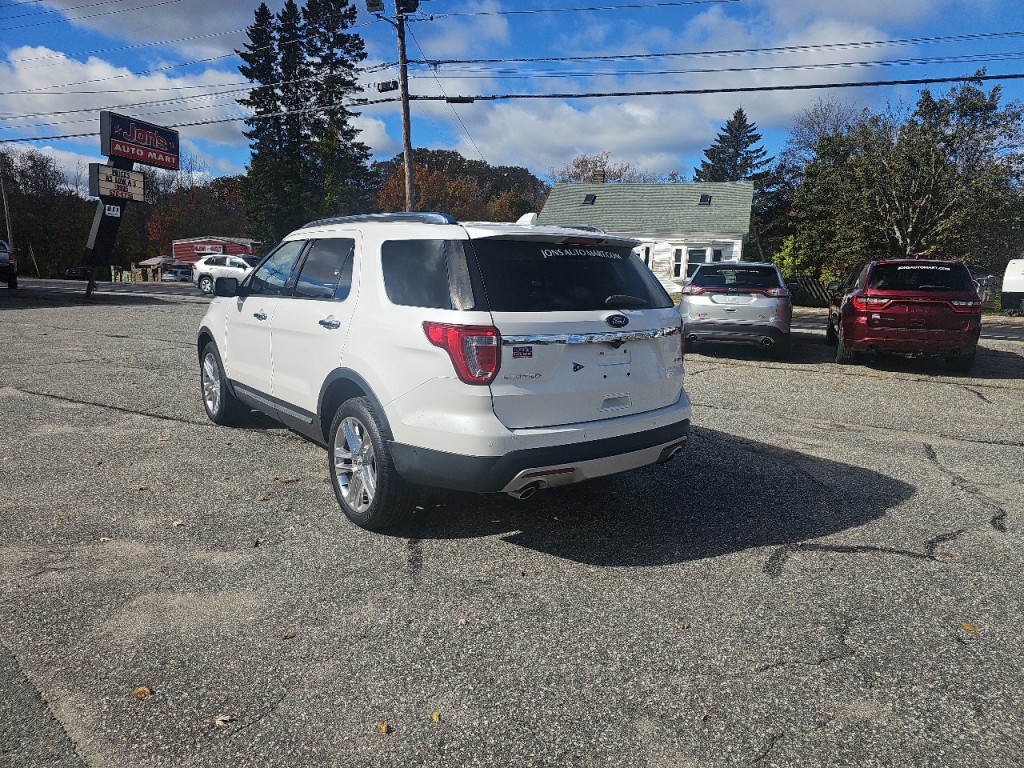 2017 Ford Explorer Image 16