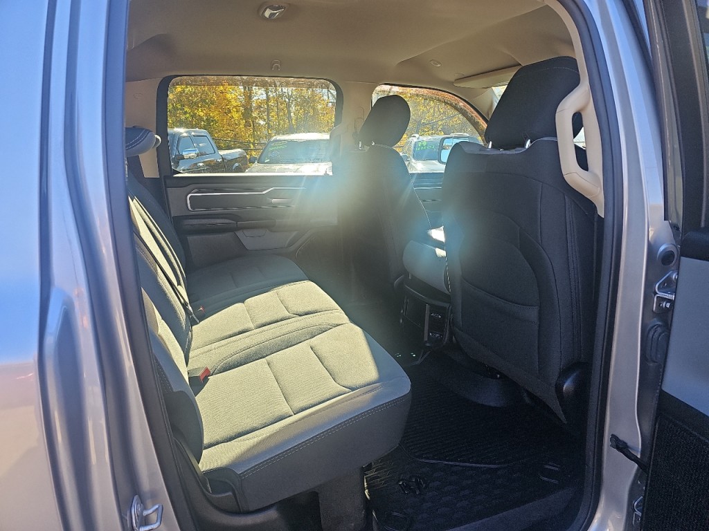 2020 RAM 1500 Image 8