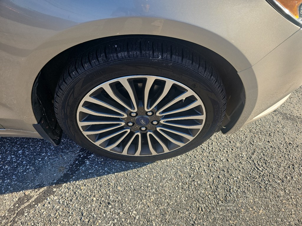 2018 Ford Fusion Image 5