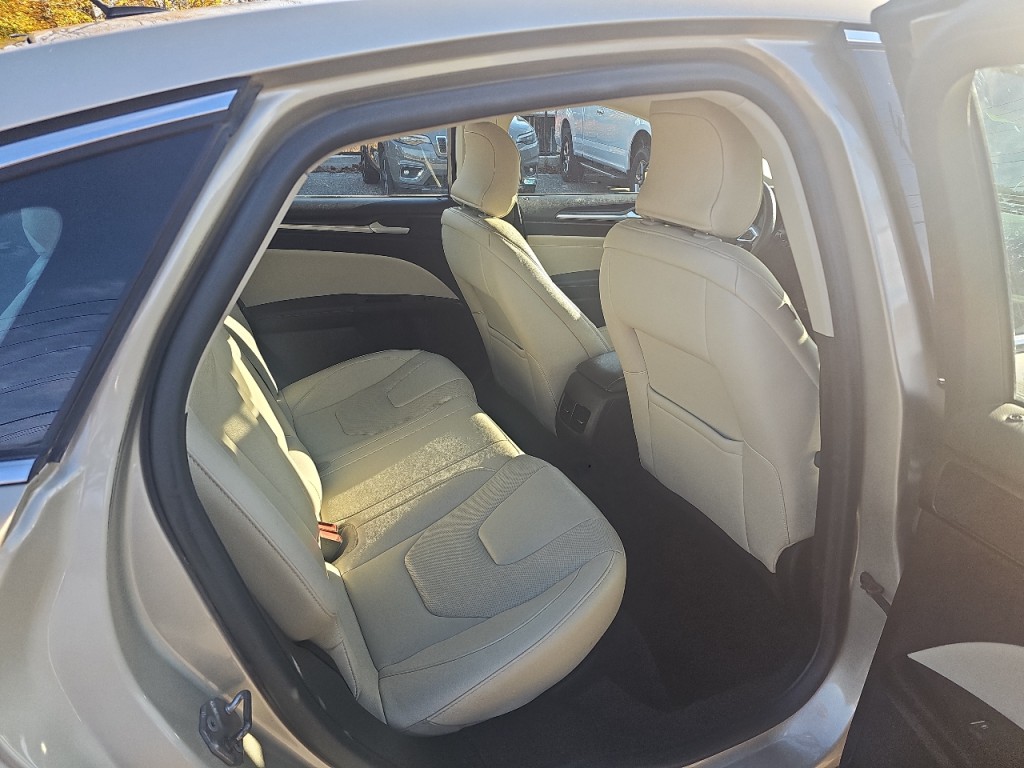 2018 Ford Fusion Image 8