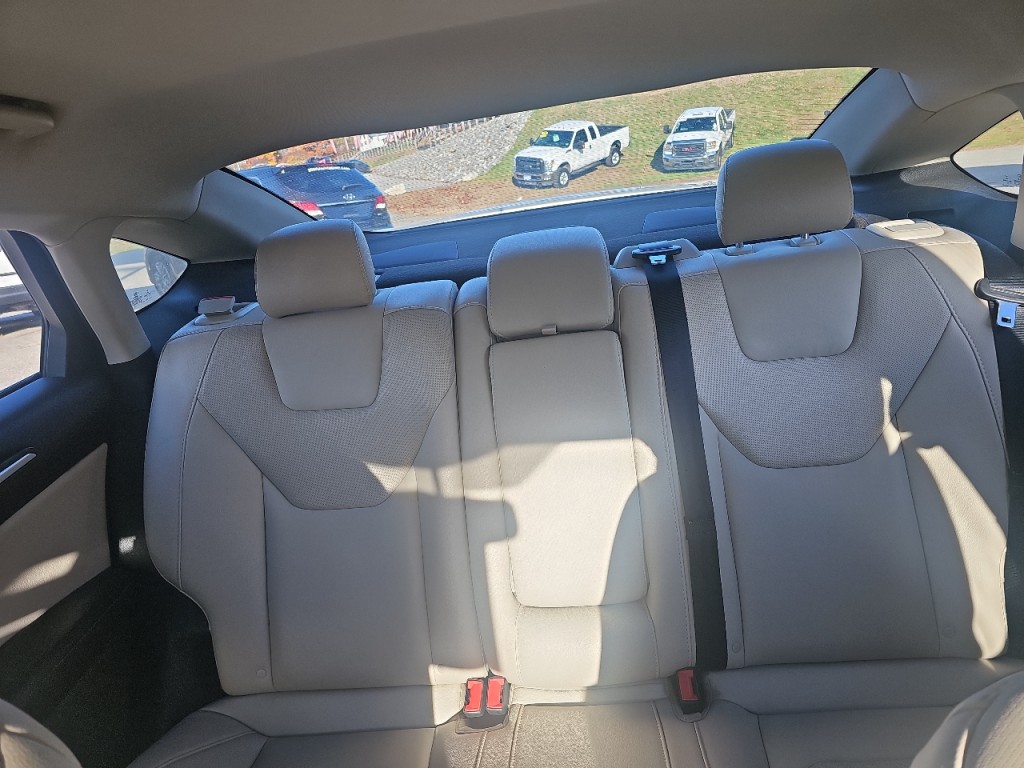 2018 Ford Fusion Image 25