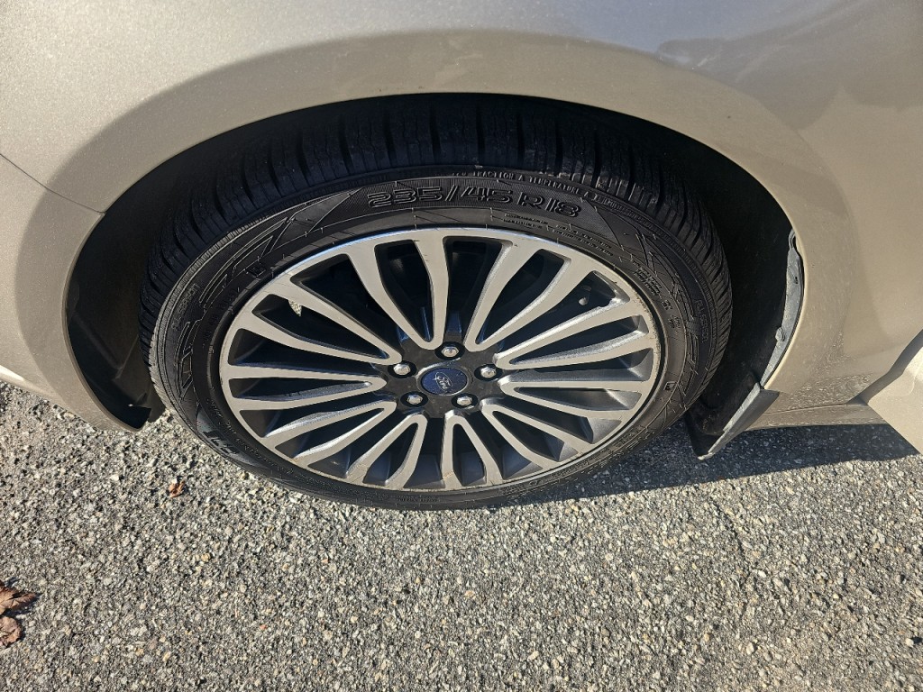 2018 Ford Fusion Image 27