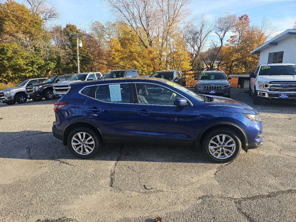 2021 Nissan Rogue Image 4