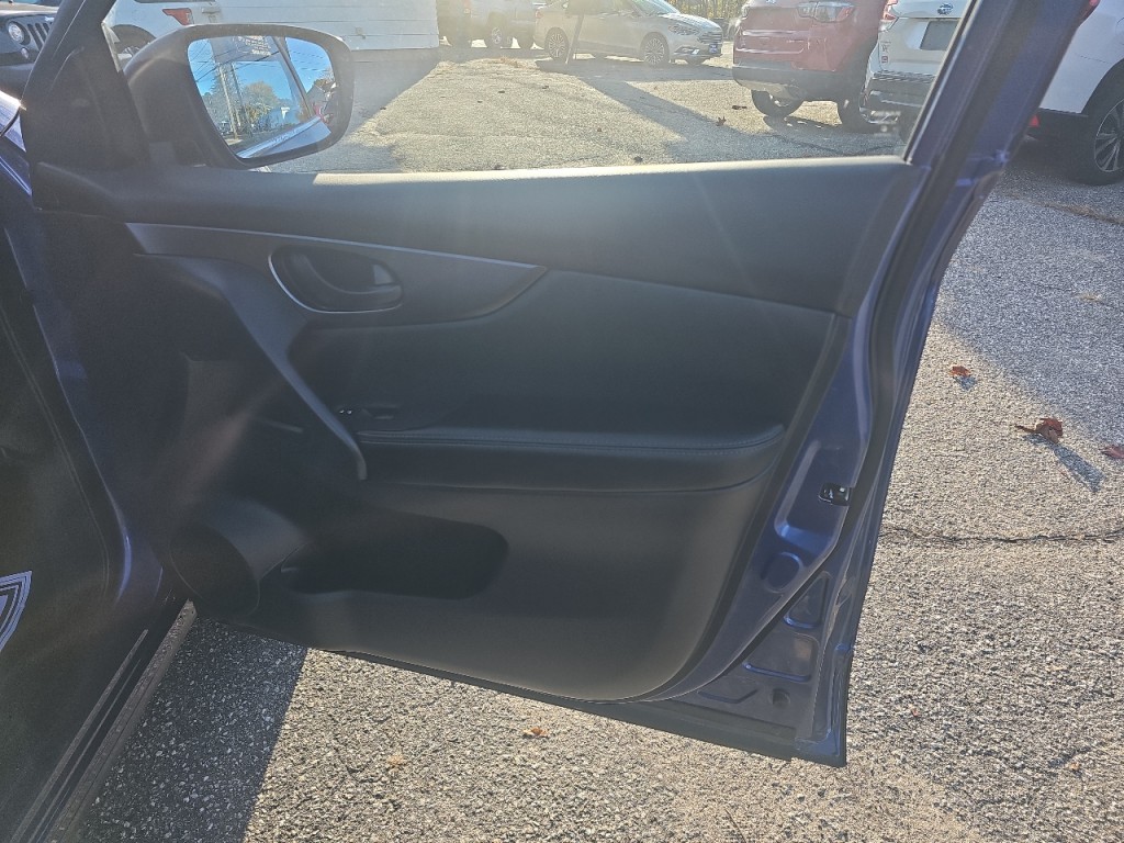 2021 Nissan Rogue Image 7