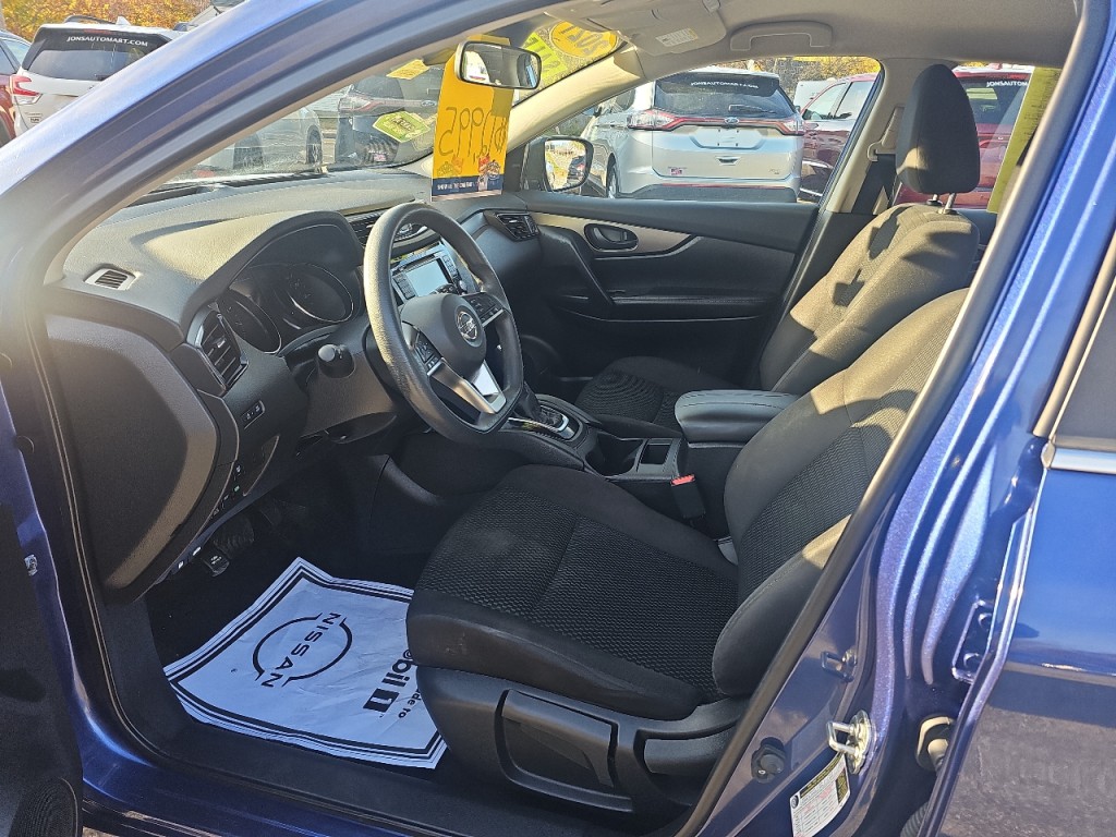 2021 Nissan Rogue Image 18