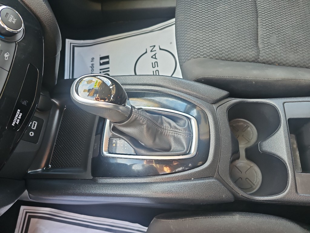 2021 Nissan Rogue Image 22