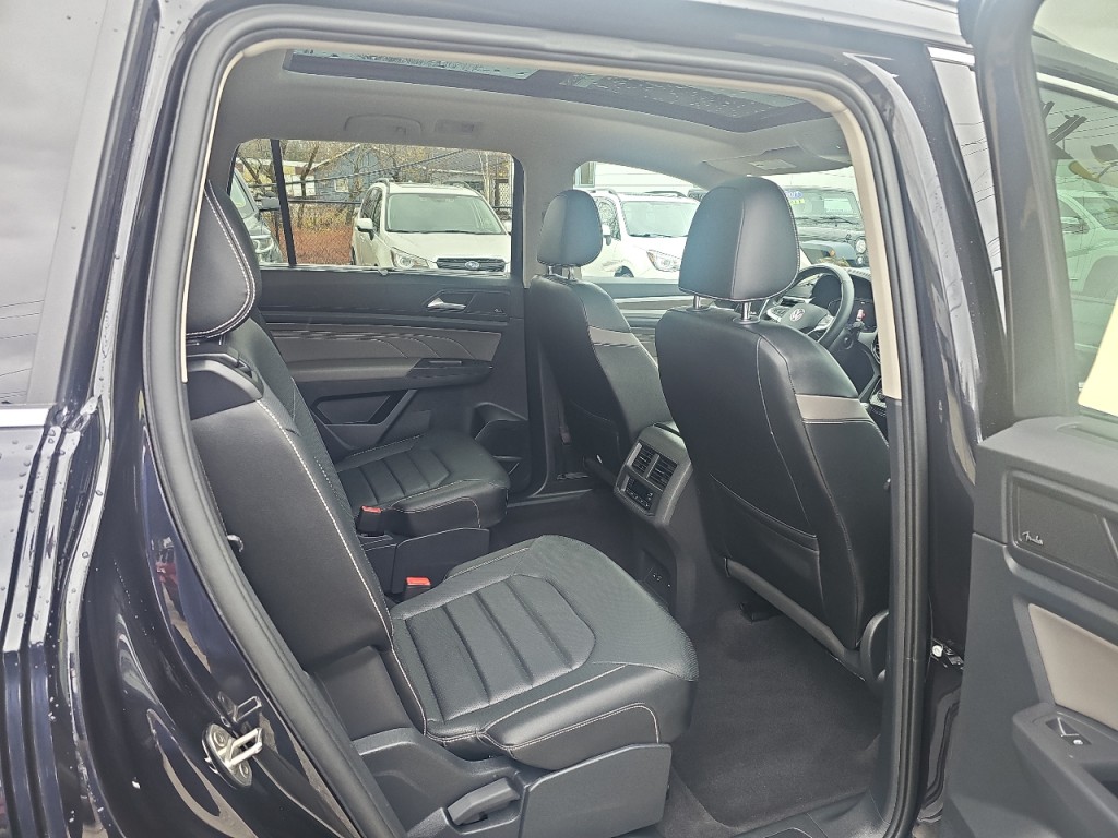 2021 Volkswagen Atlas Image 8