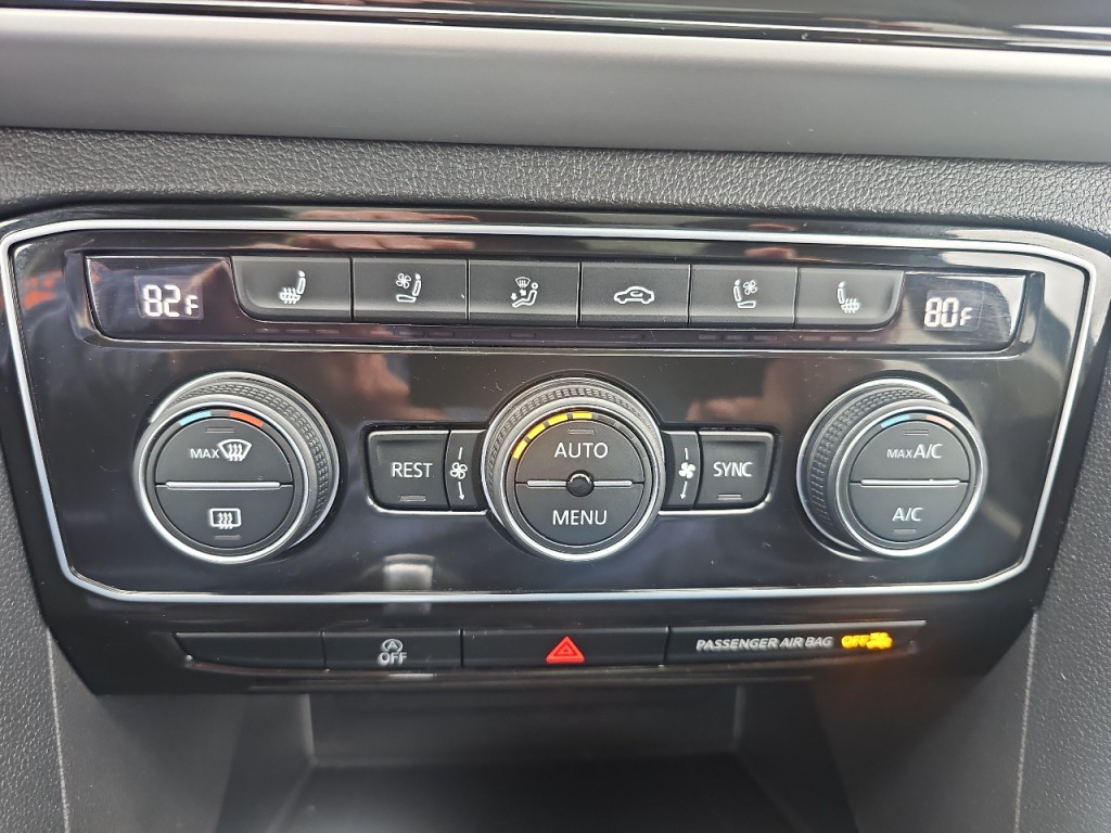 2021 Volkswagen Atlas Image 28