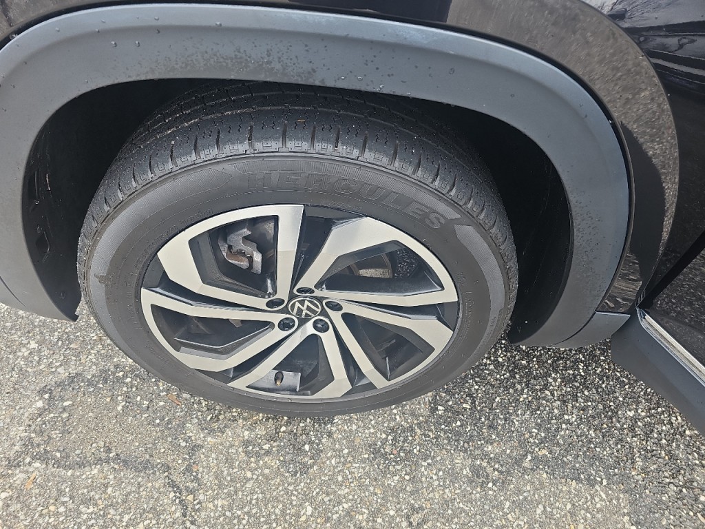 2021 Volkswagen Atlas Image 33