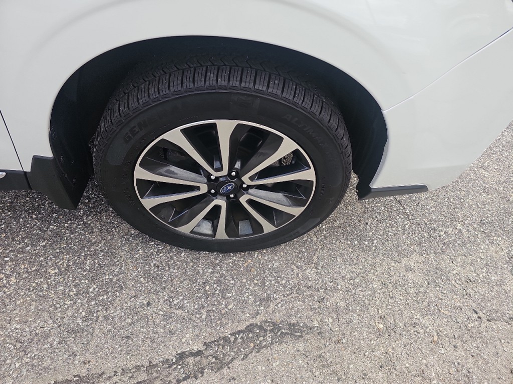 2017 Subaru Forester Image 5