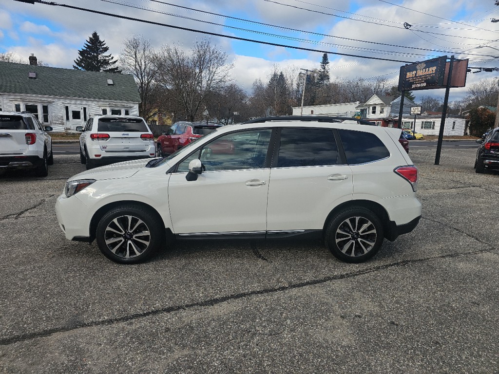 2017 Subaru Forester Image 16