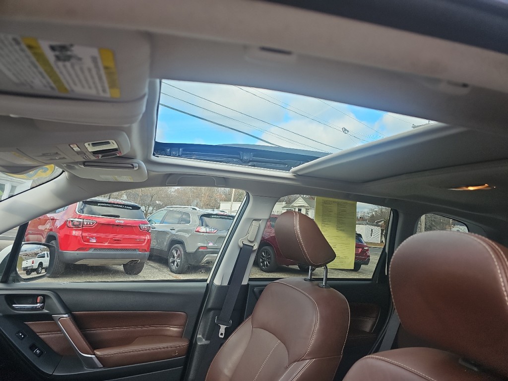 2017 Subaru Forester Image 22