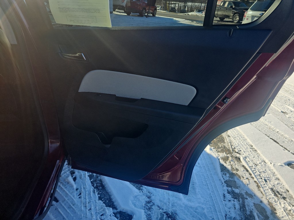 2016 Chevrolet Equinox Image 9