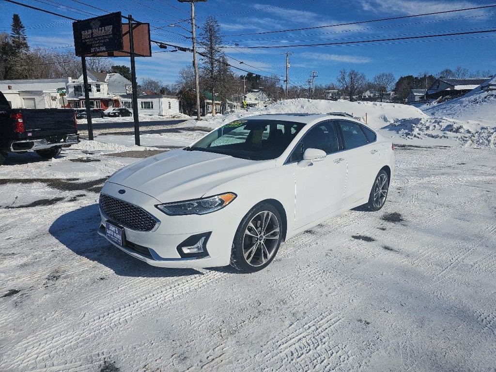 2020 Ford Fusion Image 3