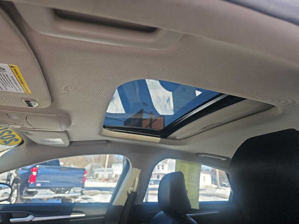 2020 Ford Fusion Image 20