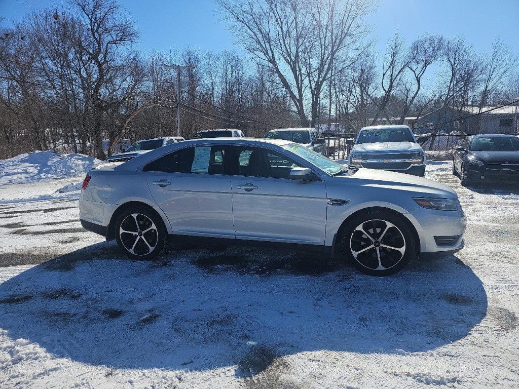 2014 Ford Taurus Image 4