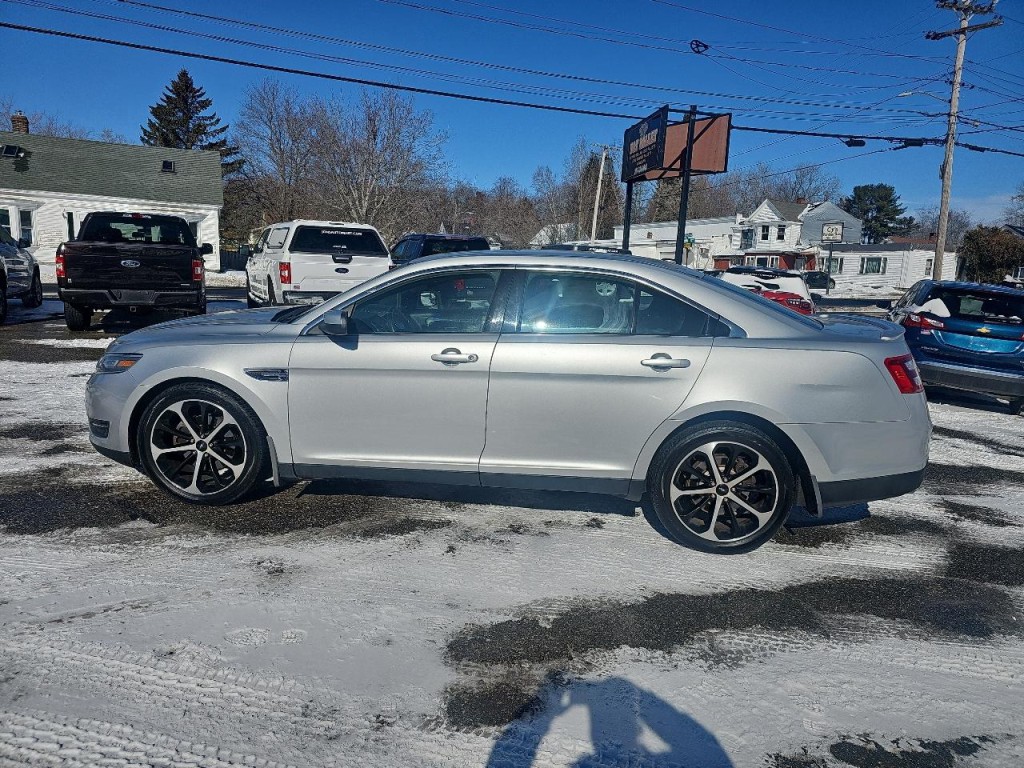 2014 Ford Taurus Image 14